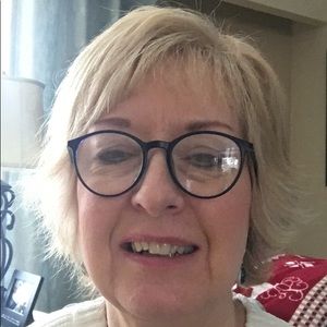 Meet your Posher, Catherine